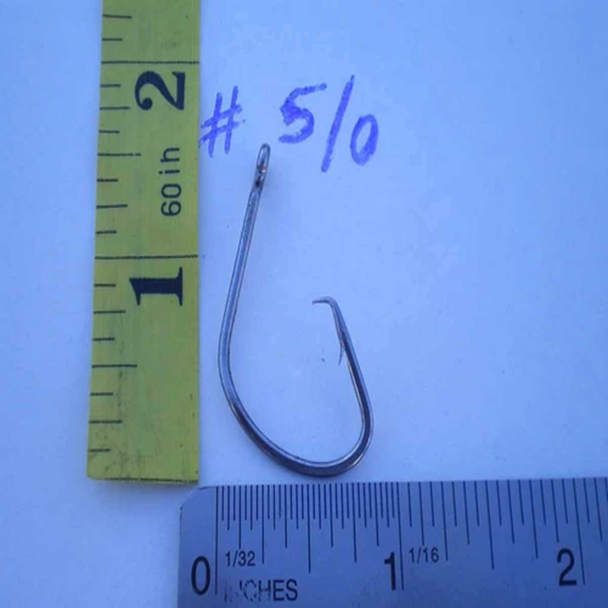 100 OCTOPUS FISHING HOOKS, SPORT CIRCLE, SIZE  #5/0  BLACK NICKLE, CARBON STEEL.