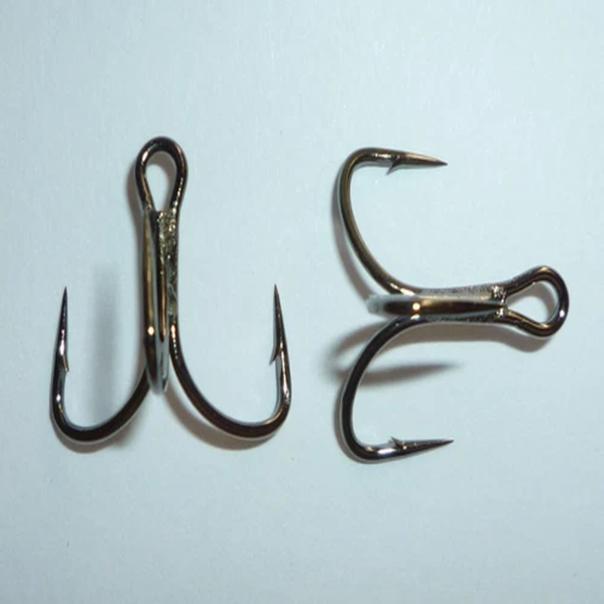 100 Mustad KVD-Elite TG76NP-BN Short-Shank 1X Triple-Grip (Size 6) UltraPoint 76