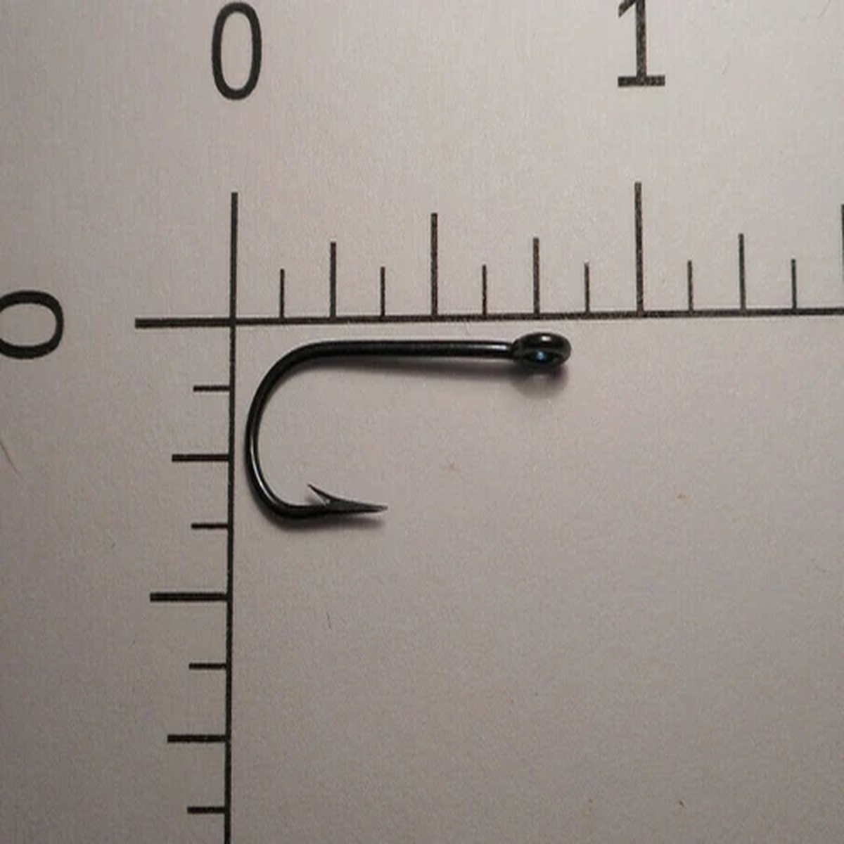 200 MUSTAD no.15 ROUND BENT SEA HOOKS RINGED BLUED SHORT SHANK BULK LOT! 2326
